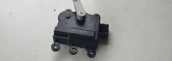 Mazda CX-5 A/C air flow flap actuator/motor 