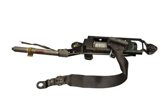 Volvo S60 Front seatbelt 