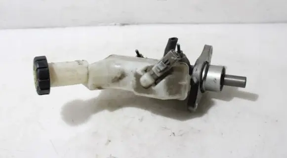 Renault Clio III Master brake cylinder 