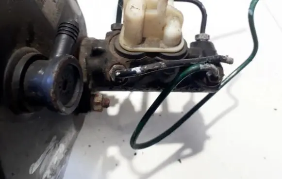 Renault Megane I Master brake cylinder