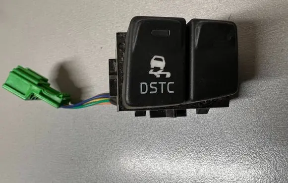 Volvo V50 ESP (stability program) switch 8691530 04W46T 19206