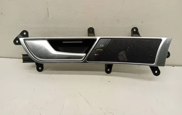 Audi A6 S6 C6 4F Front door interior handle 4F0837019C