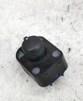 Audi A3 S3 8V Wing mirror switch 8V0959565B 451506S