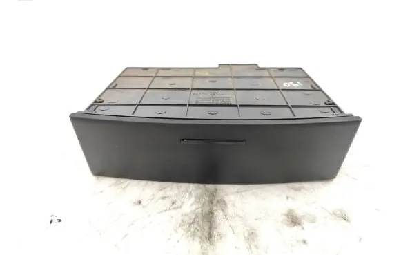 KIA Sorento Dashboard storage box/compartment 845703E000