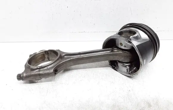 Volvo V60 Piston with connecting rod 81L123