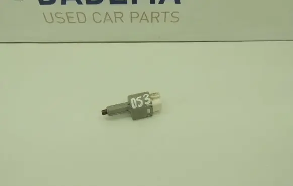 Toyota RAV 4 (XA30) Brake pedal sensor switch