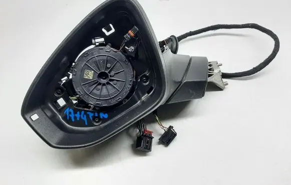 Volkswagen PASSAT B9 Front door electric wing mirror 3J1857501