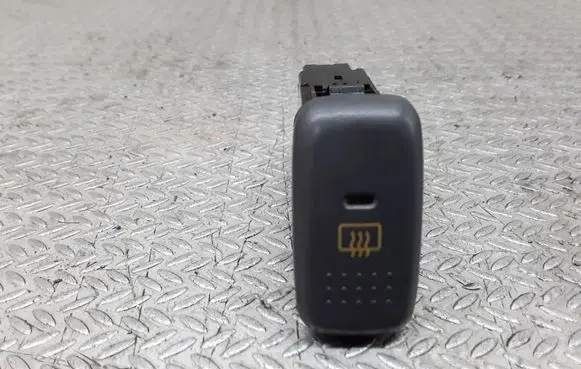Honda HR-V Windscreen/window heater switch M17071