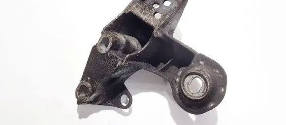 Volkswagen PASSAT B5 Engine mounting bracket 4b0199351