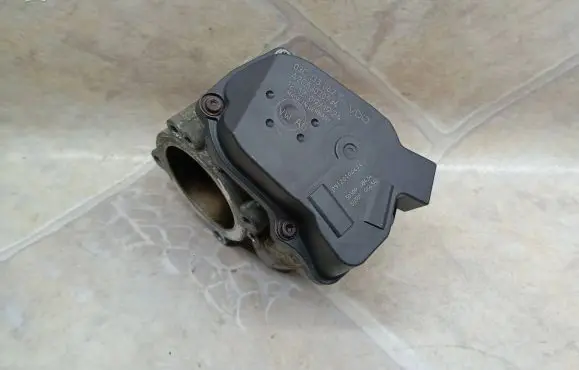 Volkswagen Golf VI Throttle valve 03C133062C A2C53030936 1212091924