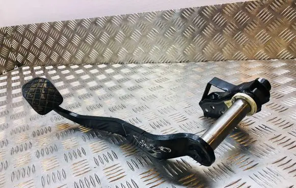 Audi A4 S4 B7 8E 8H Brake pedal