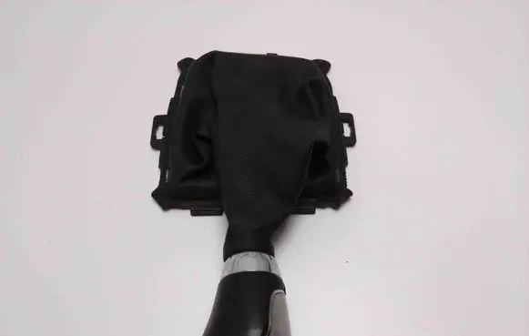 Ford Fiesta Gear lever shifter trim leather/knob 8A61A045B79A