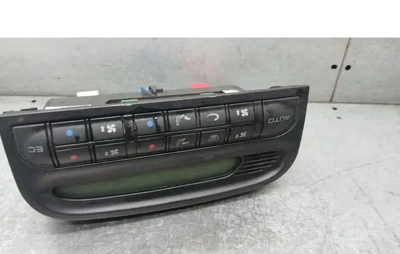 Volkswagen PASSAT B5 Air conditioning/heating control unit 7M0907040BG