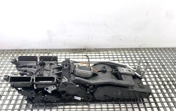 Audi A8 S8 D4 4H Heater blower radiator 4H0820004C
