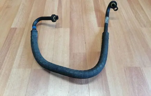 Volvo XC70 Air conditioning (A/C) pipe/hose 8623260