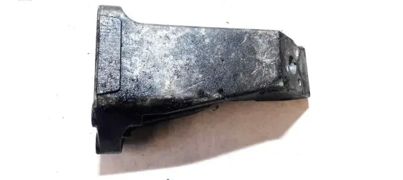 Mitsubishi Pajero Pinin Engine mounting bracket
