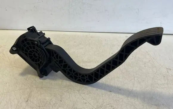 Opel Vivaro Accelerator throttle pedal 9806607380 4856273B F01C020155