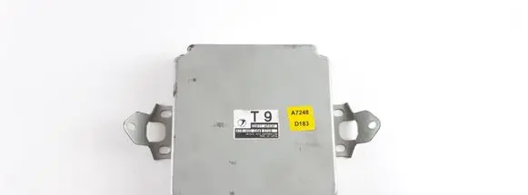Subaru Impreza II Engine control unit/module 22611AF630 A18000D4W