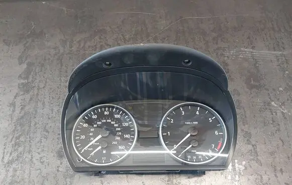 BMW 3 E90 E91 Speedometer (instrument cluster) 1025360-50 9110198-04