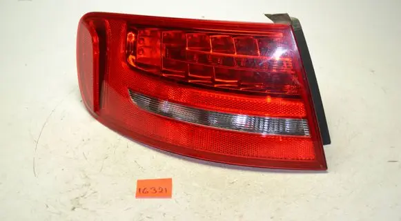 Audi A4 S4 B8 8K Rear/tail lights 8K9945095B