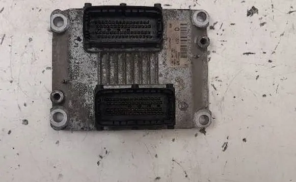 Alfa Romeo 147 Engine control unit/module ECU 0261207727