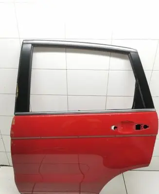 Honda CR-V Rear door