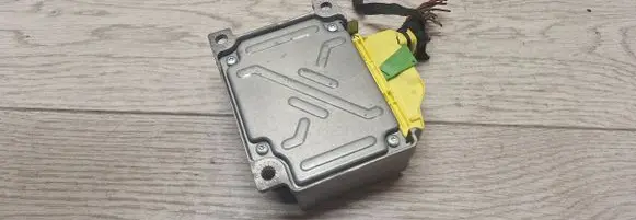 Mercedes-Benz E W211 Airbag control unit/module 2118203385
