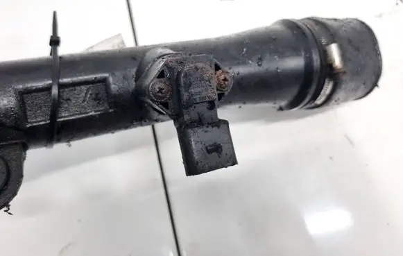 Volkswagen II LT Air pressure sensor 0281002177