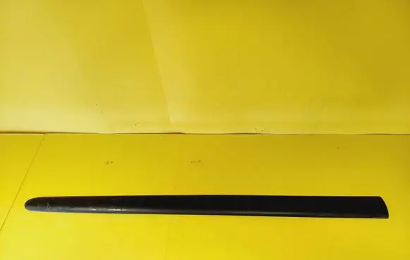 Peugeot 206 Front door trim (molding) 9625100477