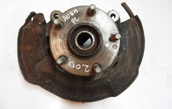 Toyota Auris 150 Front wheel hub
