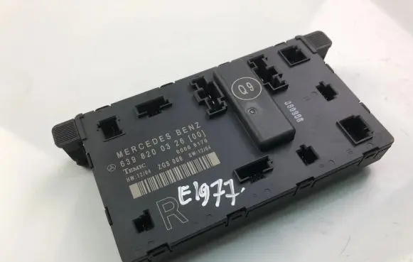 Mercedes-Benz Vito Viano W639 Other control units/modules 6398200326