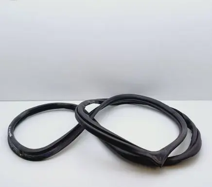 Fiat Multipla Rear door rubber seal (on body) 