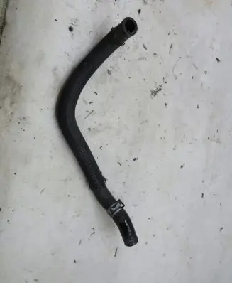 Toyota Prius (XW30) Engine coolant pipe/hose