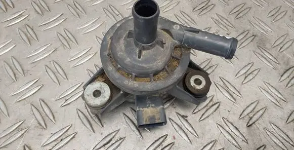 Toyota Auris E180 Electric auxiliary coolant/water pump G904052010 13J1130089