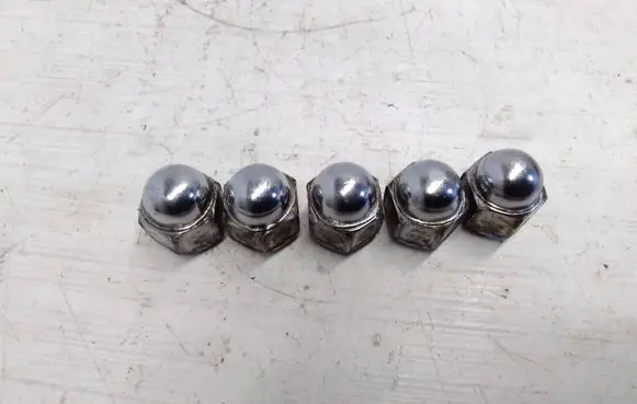 Subaru Forester SF Nuts/bolts 