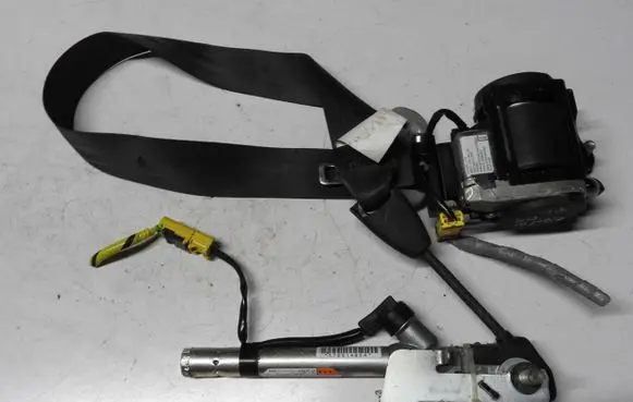 Honda FR-V Seat belt trim NH684P