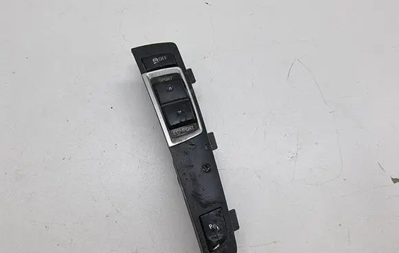 BMW 5 F10 F11 Parking (PDC) sensor switch 9202951