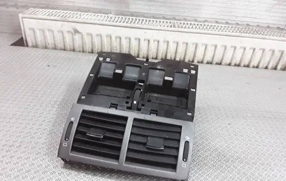 Peugeot 407 Dash center air vent grill 9644589777