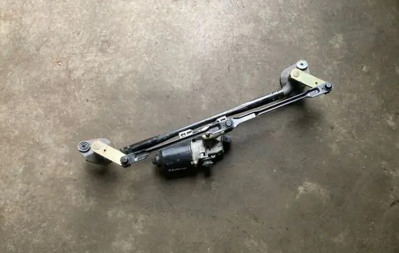 Hyundai Santa Fe Front wiper linkage and motor 981102B900 035418080