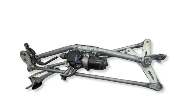 Honda Civic Front wiper linkage and motor 32258