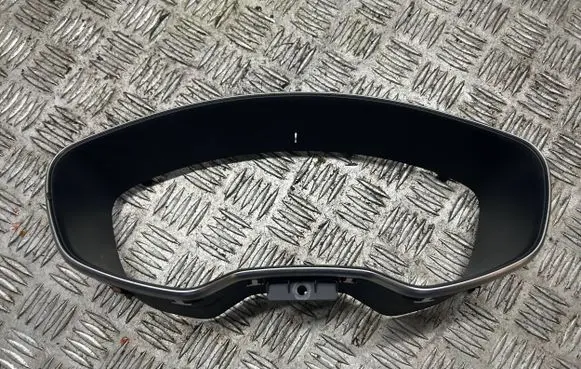 Audi TT TTS RS Mk3 8S Dashboard trim 8S0857115
