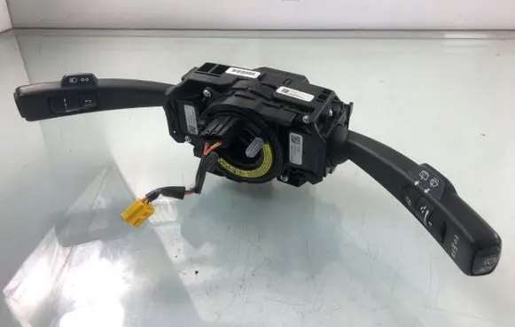 Volvo V40 Wiper turn signal indicator stalk/switch 31343022