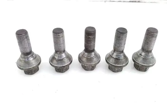 Opel Movano B Nuts/bolts 
