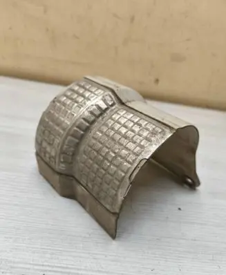 Exhaust heat shield