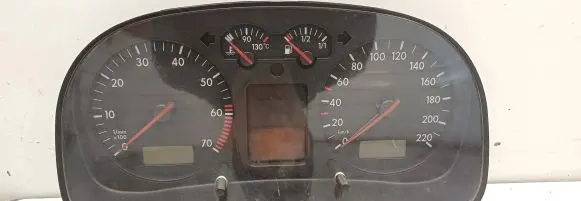Volkswagen Golf IV Speedometer (instrument cluster) 1J0920826 0263637060 8474990610