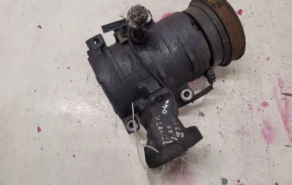 Toyota Avensis Verso Air conditioning (A/C) compressor (pump) 2473002720