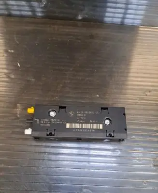 Mini Cooper Countryman R60 Aerial antenna amplifier 9803854