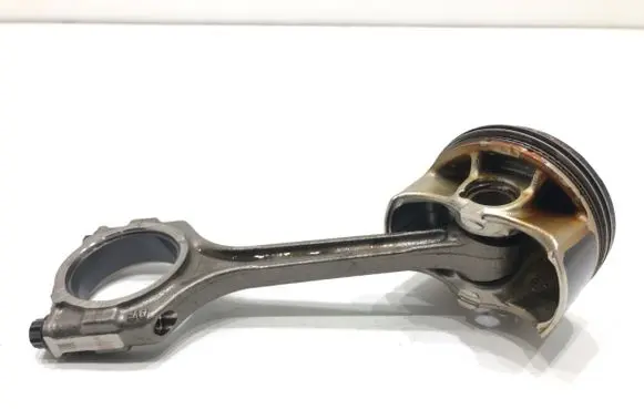Hyundai Elantra VII Piston with connecting rod 