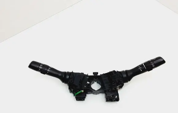 Lexus CT 200H Wiper turn signal indicator stalk/switch 173832