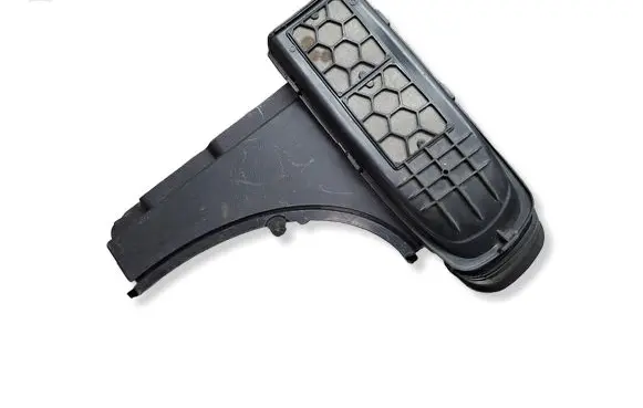 Renault Megane IV Air intake duct part S27649081 165556458R